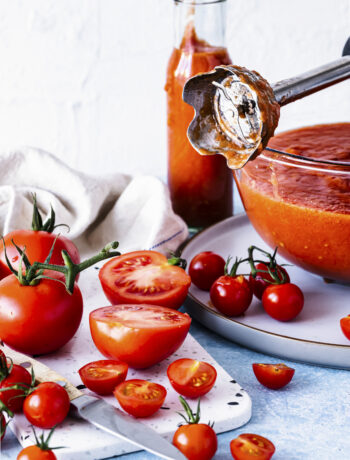 Homemade marinara tomato sauce food photography
